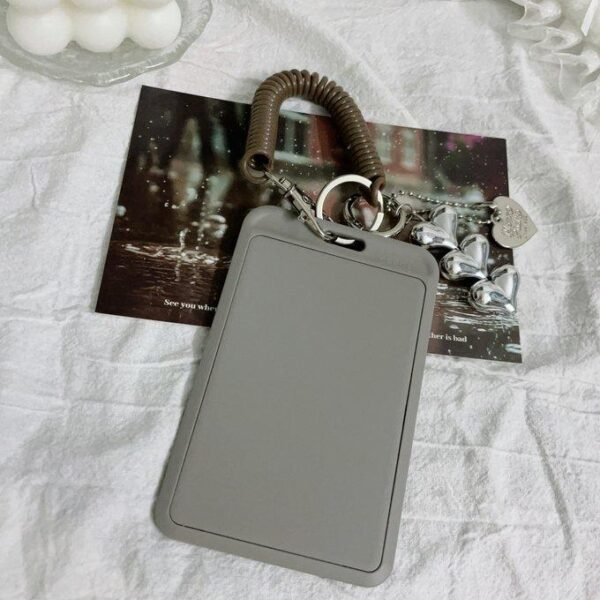 シンプルで可愛いトレカケース　ハートチャーム付き♡　高品質ケース