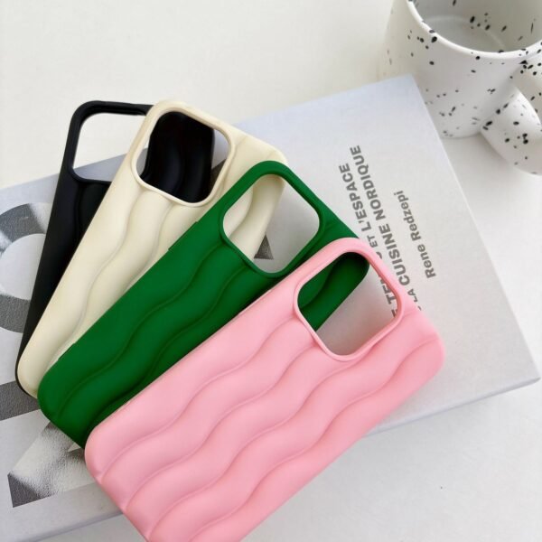 全4カラー  波型可愛いIPhoneケース