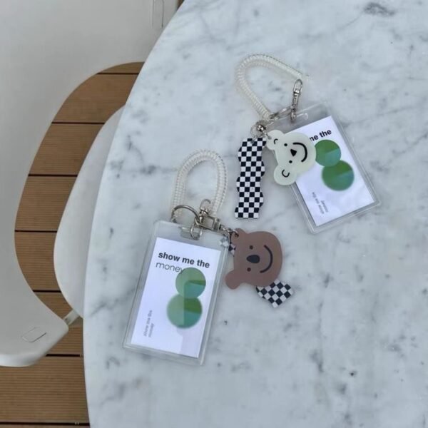 シンプルでオシャレなトレカケース  可愛いクマちゃんチャーム付き 2色