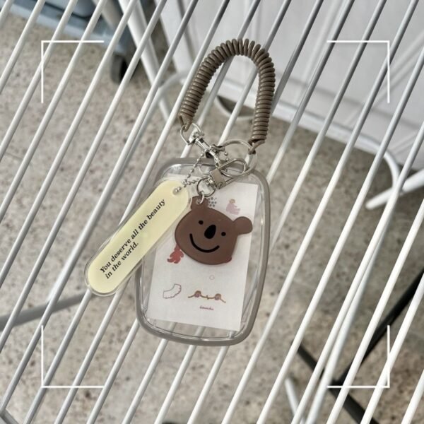 シンプルでオシャレなトレカケース  可愛いクマちゃんチャーム付き