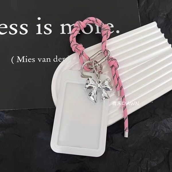 シンプルでオシャレなトレカケース  可愛いチャーム付き