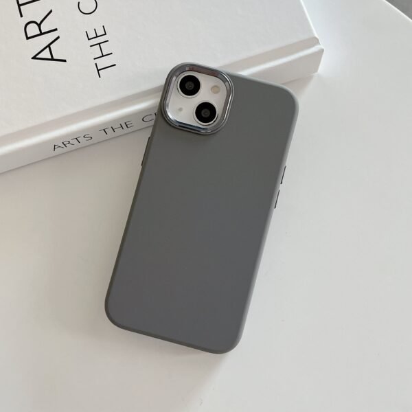 ★IPhone16シリーズ対応 シリコンiphoneケース 高品質全6色