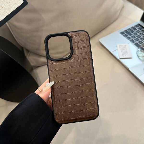 ★IPhone16シリーズ対応　レザー調 iPhoneケース ワニ革 クロコダイル　高級感アップ　