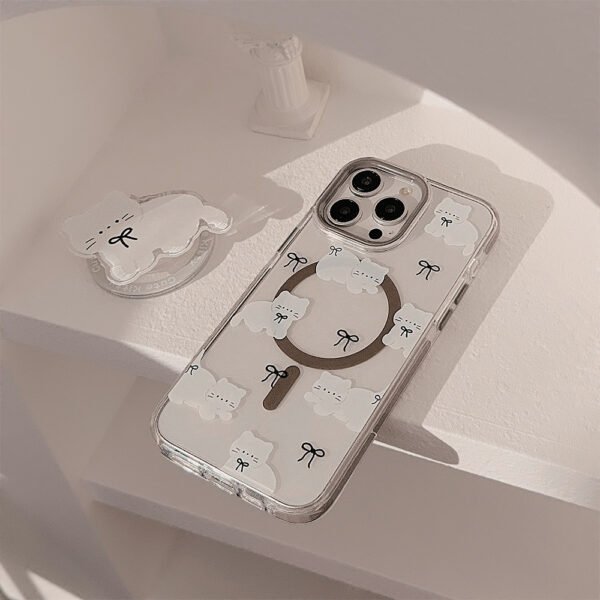 ★iPhone16シリーズ対応MagSafe対応可能　マグネット式　かわいいiPhoneケース ネコグリップ　