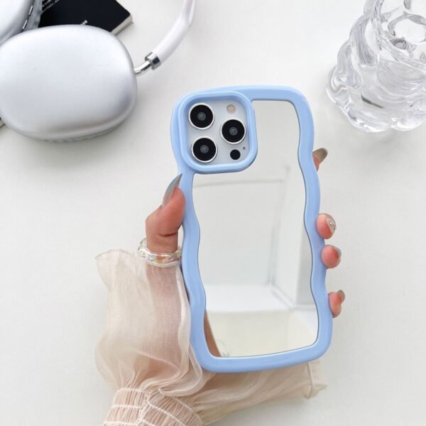 ★iPhone16シリーズ対応　全6カラー  波型可愛いミラーIPhoneケース