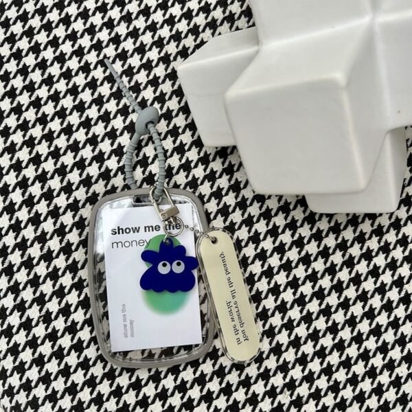 c60703014b9b6202073eb012bdda8fc7 シンプルで可愛いトレカケース ホワイト チャーム付き