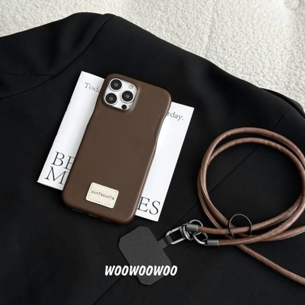 d92137478c69aca1b4dca7c5ad157645 ★IPhone16シリーズ対応 ストラップ付きPUレザースマホケース 高級感アップ