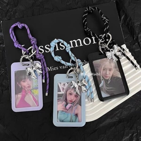 シンプルでオシャレなトレカケース  可愛いチャーム付き