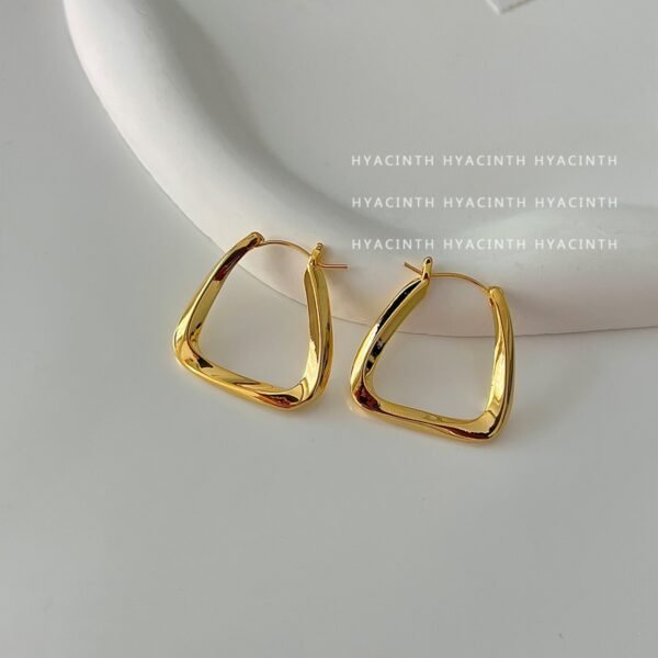 金属アレルギー対応　シンプルなピアス 　18K金メッキ/白金メッキ　