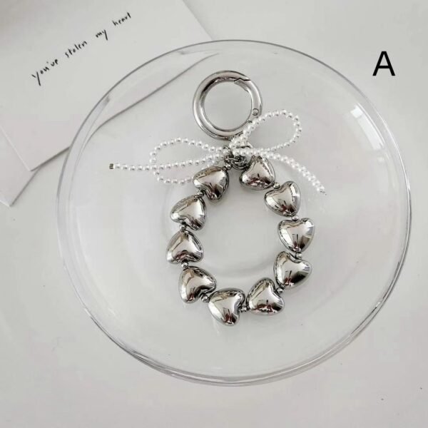 ハートチャーム　キーホルダー　スマホストラップ　キーリング　　手首ストラップ　可愛い　オシャレ