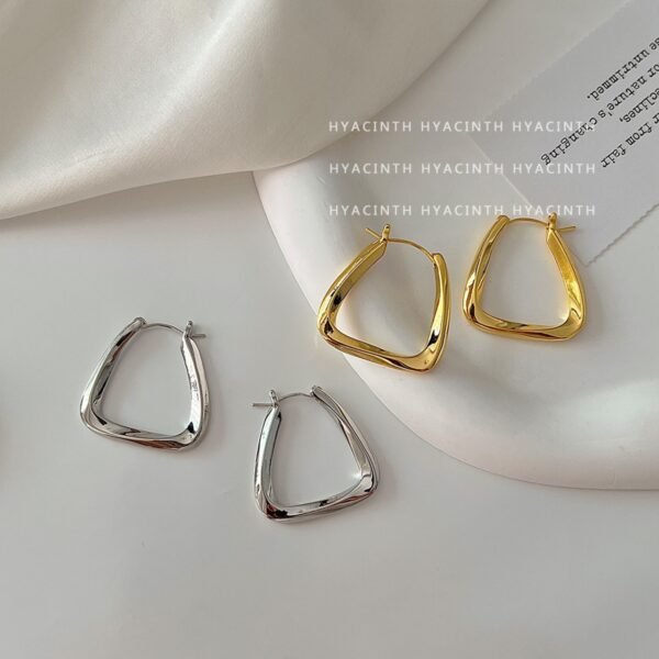 金属アレルギー対応　シンプルなピアス 　18K金メッキ/白金メッキ　