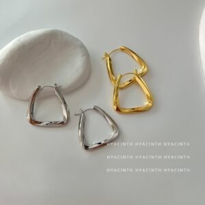 金属アレルギー対応　シンプルなピアス 　18K金メッキ/白金メッキ　