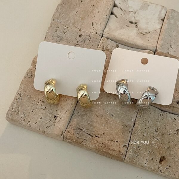 金属アレルギー対応　シンプルなピアス 　金/銀メッキ　