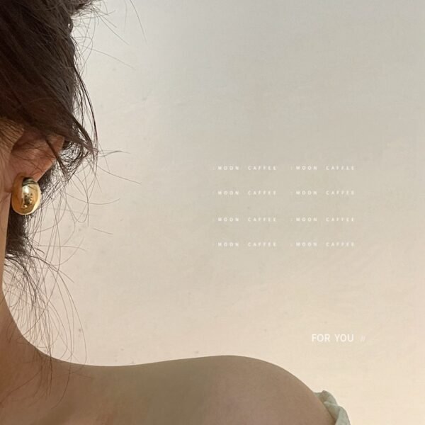 金属アレルギー対応　シンプルなピアス 　18Ｋコーティング　金メッキ　S925　