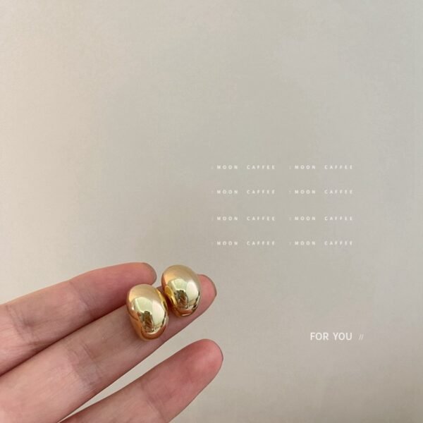 金属アレルギー対応　シンプルなピアス 　18Ｋコーティング　金メッキ　S925　