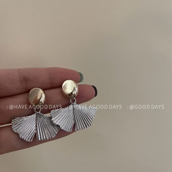 O1CN01QvlUt32HgUloFX1UN_!!3181499180-0-cib 金属アレルギー対応 オシャレなピアス 金/銀メッキ