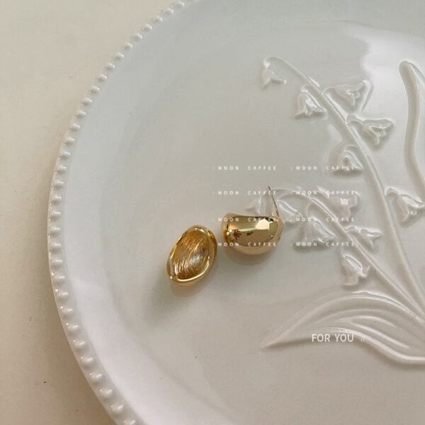 金属アレルギー対応　シンプルなピアス 　18Ｋコーティング　金メッキ　S925　