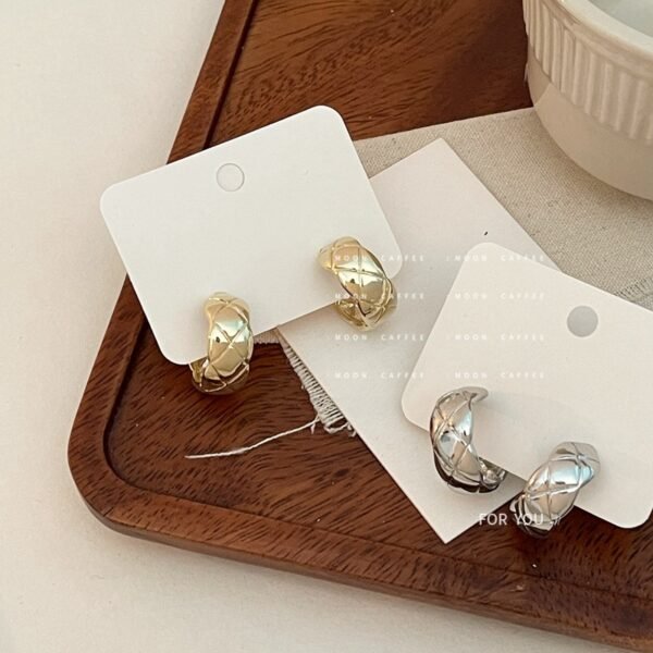 金属アレルギー対応　シンプルなピアス 　金/銀メッキ　