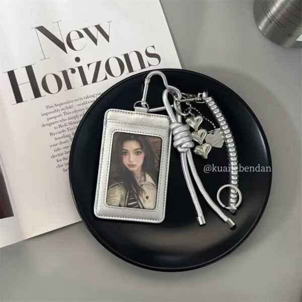 可愛いシルバー系トレカケース  キーホルダー付き 人気