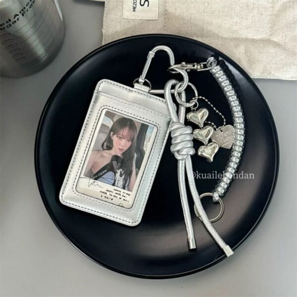 可愛いハートシルバー系トレカケース  キーホルダー付き 人気